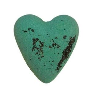 Large Mega Fizz Heart Bath Bomb Various Fragrances 81g - Get Fresh Mint Mega Fizz Heart Bath Bomb